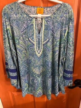 Ruby Rd. Blue & Green Paisley Tunic with Embroidered Split Neck